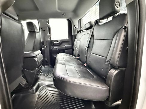 Used 2022 Chevrolet Silverado 2500 W/T RWD image 16