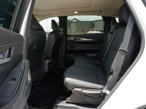 Used 2026 INFINITI QX60 Luxe w/ Cargo Package FWD image 19
