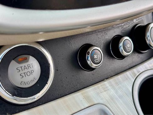 Used 2015 Nissan Murano Platinum w/ Platinum Technology Package image 12