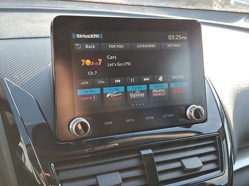 Used 2023 Mitsubishi Eclipse Cross LE image 22