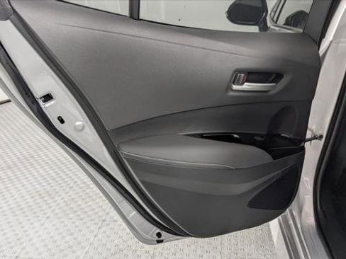 Used 2022 Toyota Corolla SE image 16