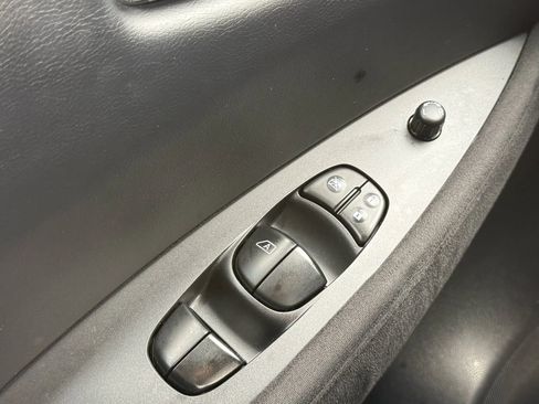 Used 2015 Nissan Leaf S w/ Charge Package image 42