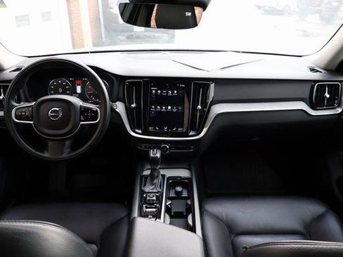 Used 2021 Volvo V60 T5 Cross Country w/ Climate Package AWD/4WD image 39