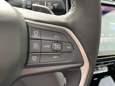 New 2025 Jeep Grand Cherokee L Limited w/ Black Appearance Package image 34