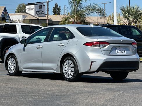 Used 2024 Toyota Corolla LE FWD image 3