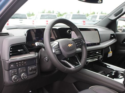 New 2026 Chevrolet Tahoe Premier w/ Sun And Tow Package AWD/4WD image 26