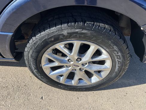 Used 2015 Ford Expedition Limited w/ Equipment Group 301A image 8