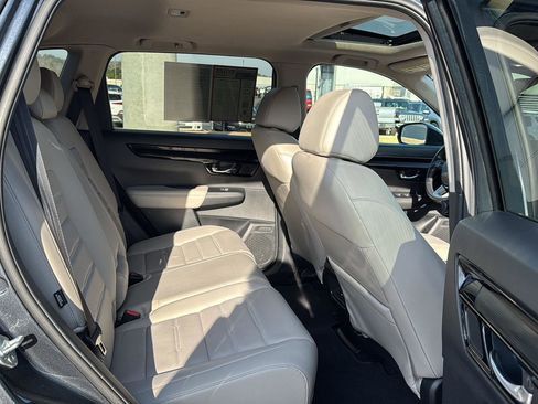 Used 2024 Honda CR-V EX-L image 11