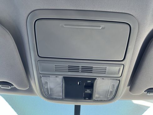 Used 2019 Honda Odyssey LX image 29