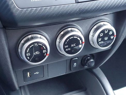 Used 2023 Mitsubishi Outlander Sport SE image 15