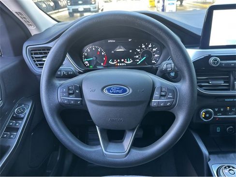 Used 2020 Ford Escape SE image 12