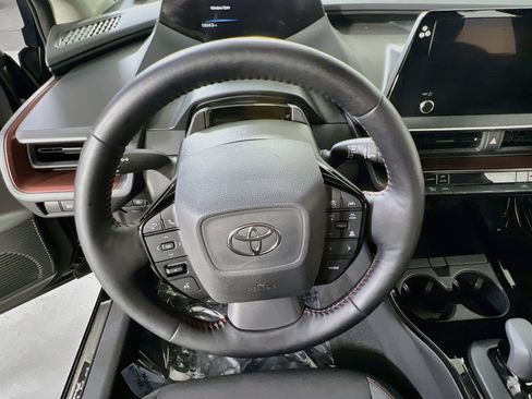 Used 2024 Toyota Prius Prime FWD image 11