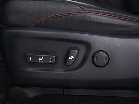 Used 2015 Toyota 4Runner Trail Premium image 29