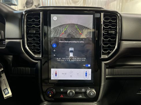 New 2025 Ford Ranger XLT w/ FX4 Off-Road Package image 19