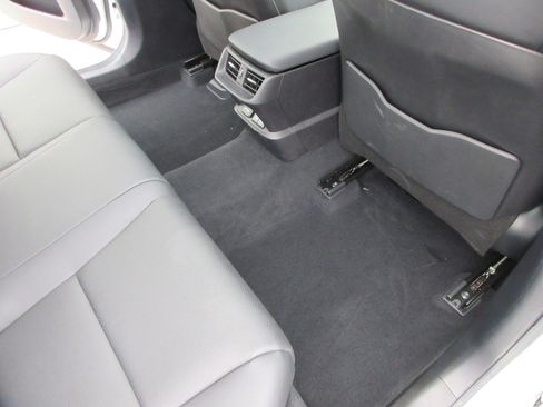 Used 2025 Lexus ES 350 w/ Premium Package image 20