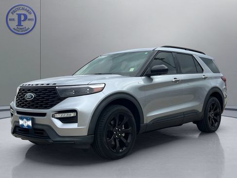 Used 2023 Ford Explorer ST-Line w/ Class IV Trailer Tow Package AWD/4WD image 3