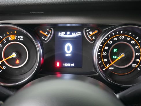 Used 2022 Jeep Wrangler Sport S image 19