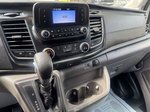 Used 2024 Ford Transit 250 148 Medium Roof AWD image 6