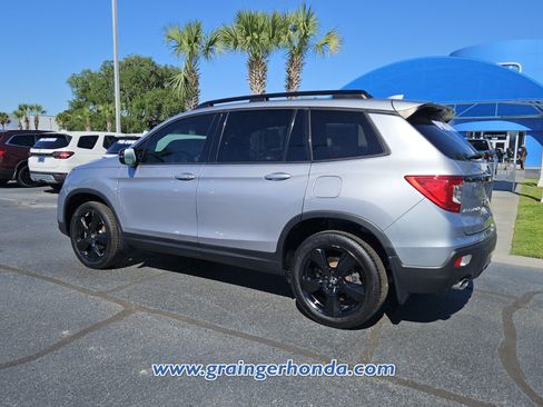 Used 2021 Honda Passport Elite image 3