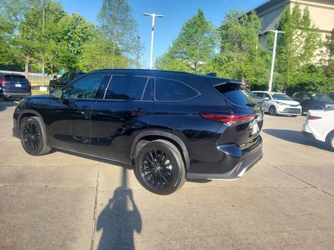 Certified 2026 Toyota Highlander XSE AWD/4WD image 3