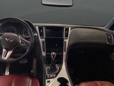 Used 2017 INFINITI Q60 Red Sport 400 AWD/4WD image 11