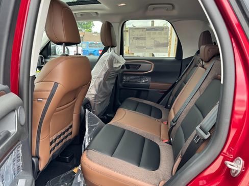 New 2025 Ford Bronco Sport Outer Banks w/ Outer Banks Tech Package+ image 7