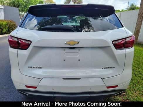 Used 2020 Chevrolet Blazer Premier w/ Driver Confidence II Package image 3