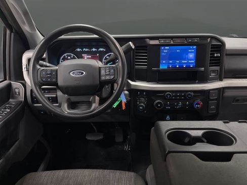 Used 2023 Ford F350 XLT w/ 360-Degree Camera Package image 5