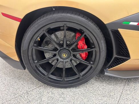 Used 2019 Lamborghini Aventador SVJ image 43