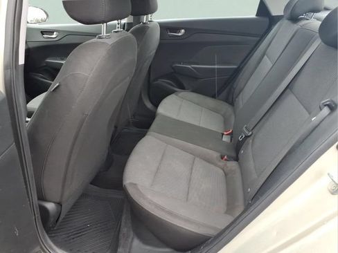 Used 2019 Hyundai Accent SE FWD image 19