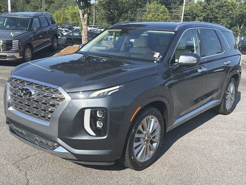 Used 2020 Hyundai Palisade Limited FWD image 3