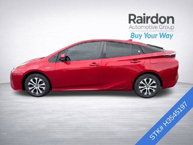 Used 2017 Toyota Prius Two w/ Carpet Mat Package FWD image 4