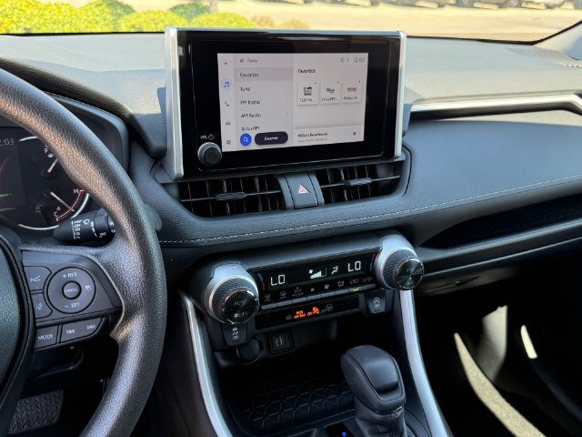 Used 2024 Toyota RAV4 XLE FWD image 15