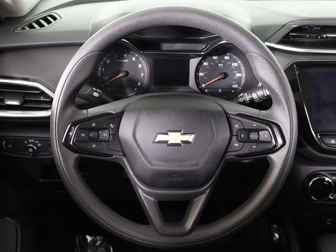 Used 2021 Chevrolet TrailBlazer LT w/ Convenience Package image 38