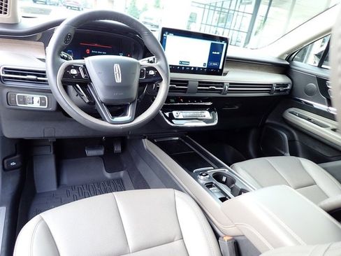 New 2025 Lincoln Corsair Reserve w/ Jet Appearance Package image 16