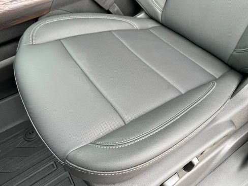 New 2026 GMC Sierra 2500 SLT w/ SLT Premium Package image 20