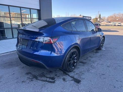 Used 2020 Tesla Model Y Long Range image 6