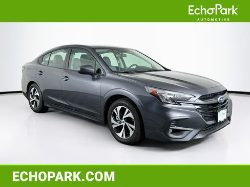 Used 2025 Subaru Legacy Premium AWD/4WD image 1
