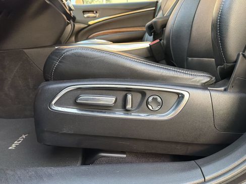 Used 2020 Acura MDX FWD w/ Technology Package image 29