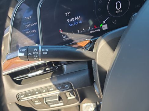 Used 2021 Cadillac Escalade ESV Sport Platinum w/ Heavy-Duty Trailer Package image 28