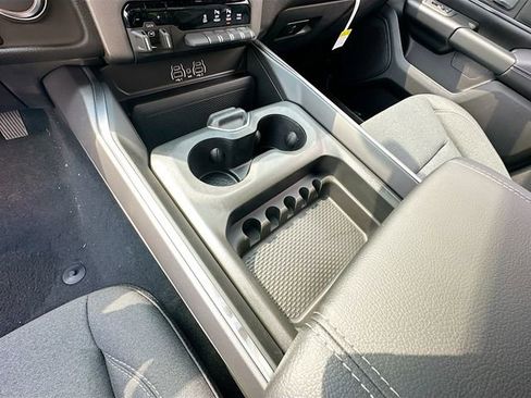 New 2025 RAM 1500 Big Horn image 32