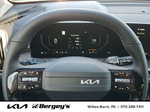 New 2026 Kia Sorento SX image 17