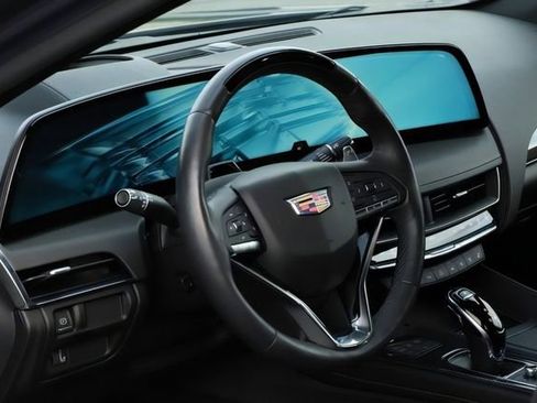 Used 2025 Cadillac CT5 Sport w/ Technology Package image 36