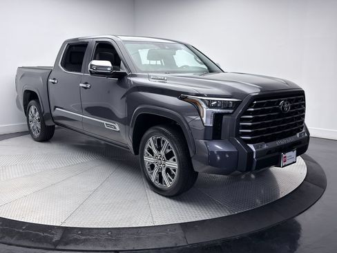 Used 2026 Toyota Tundra Capstone AWD/4WD image 3