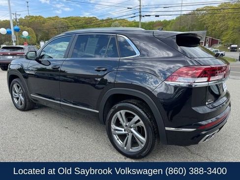 Used 2024 Volkswagen Atlas Cross Sport SEL R-Line AWD/4WD image 7