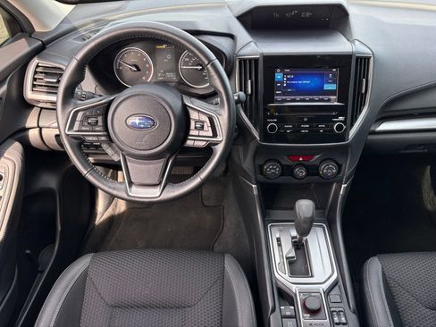 Used 2023 Subaru Forester Premium AWD/4WD image 19
