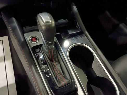 Used 2024 Nissan Altima 2.5 SR w/ SR Premium Package FWD image 20