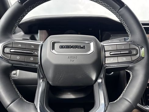New 2026 GMC Acadia Denali Ultimate AWD/4WD image 22