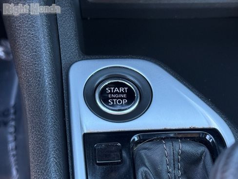 Used 2024 Nissan Sentra SV image 24