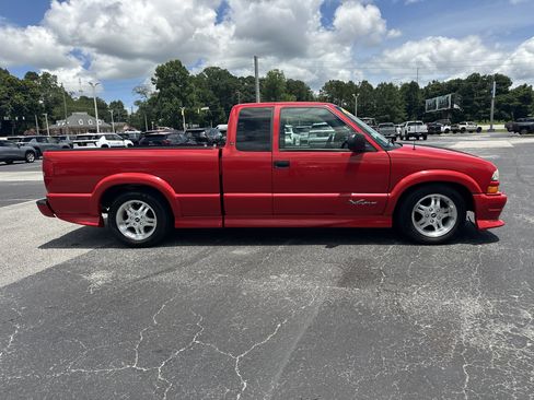 Used 2003 Chevrolet S10 Pickup LS w/ LS Preferred Equipment Group RWD image 8
